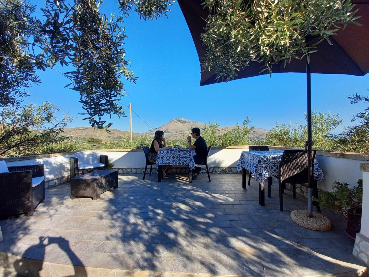 Ibiscus Bed & Breakfast Кастеламаре дел Голфо Екстериор снимка