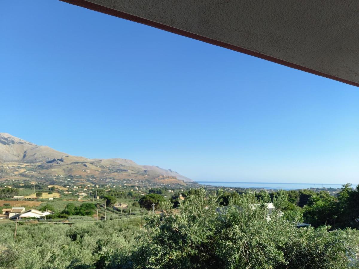 Ibiscus Bed & Breakfast Кастеламаре дел Голфо Екстериор снимка